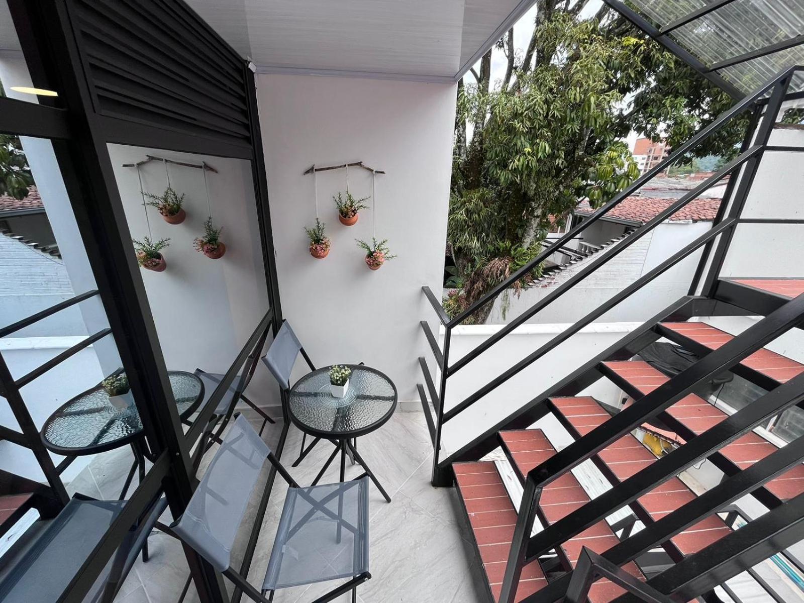 Edificio Santamarta Medellin Hotel Exterior foto
