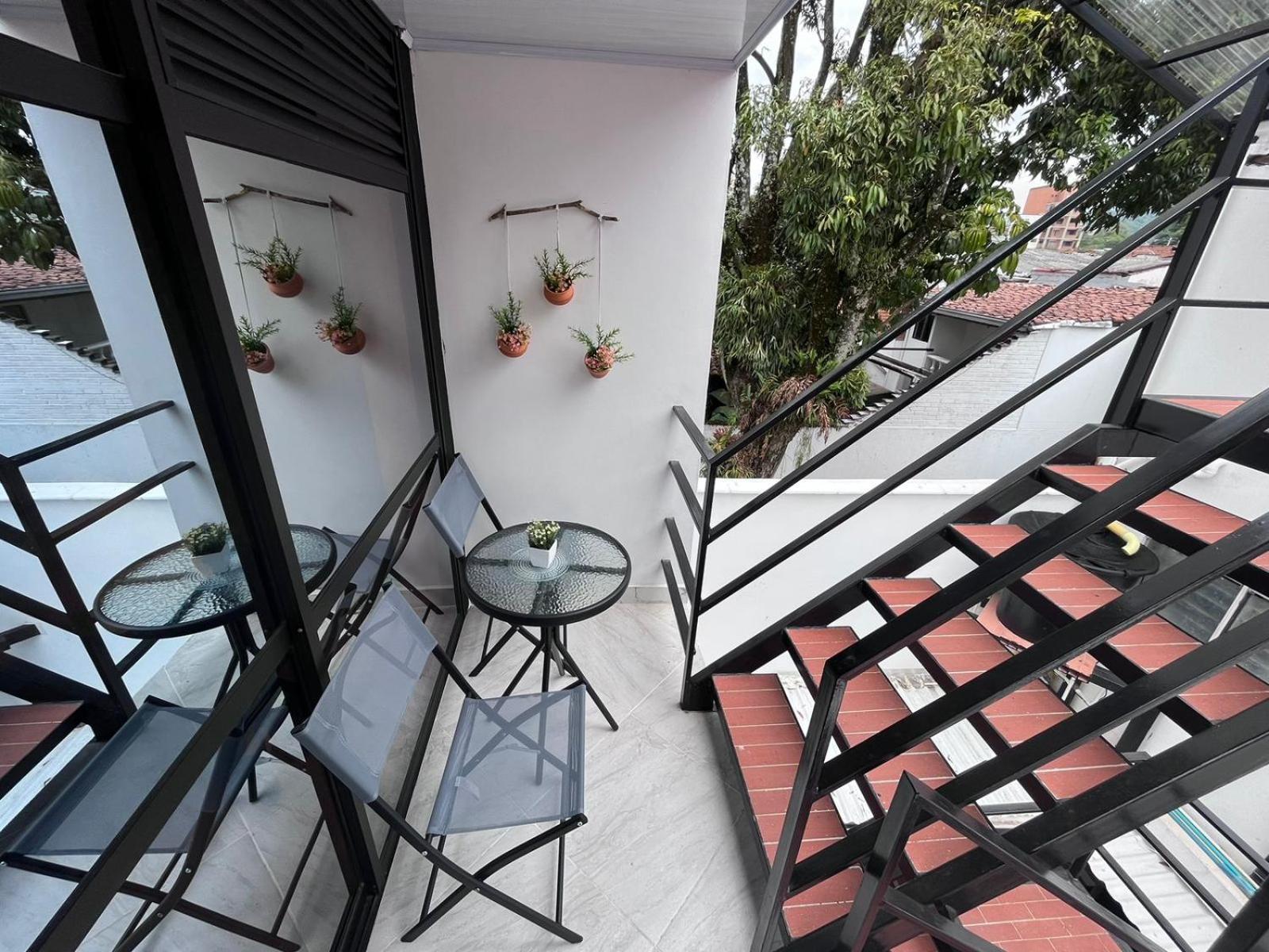 Edificio Santamarta Medellin Hotel Exterior foto